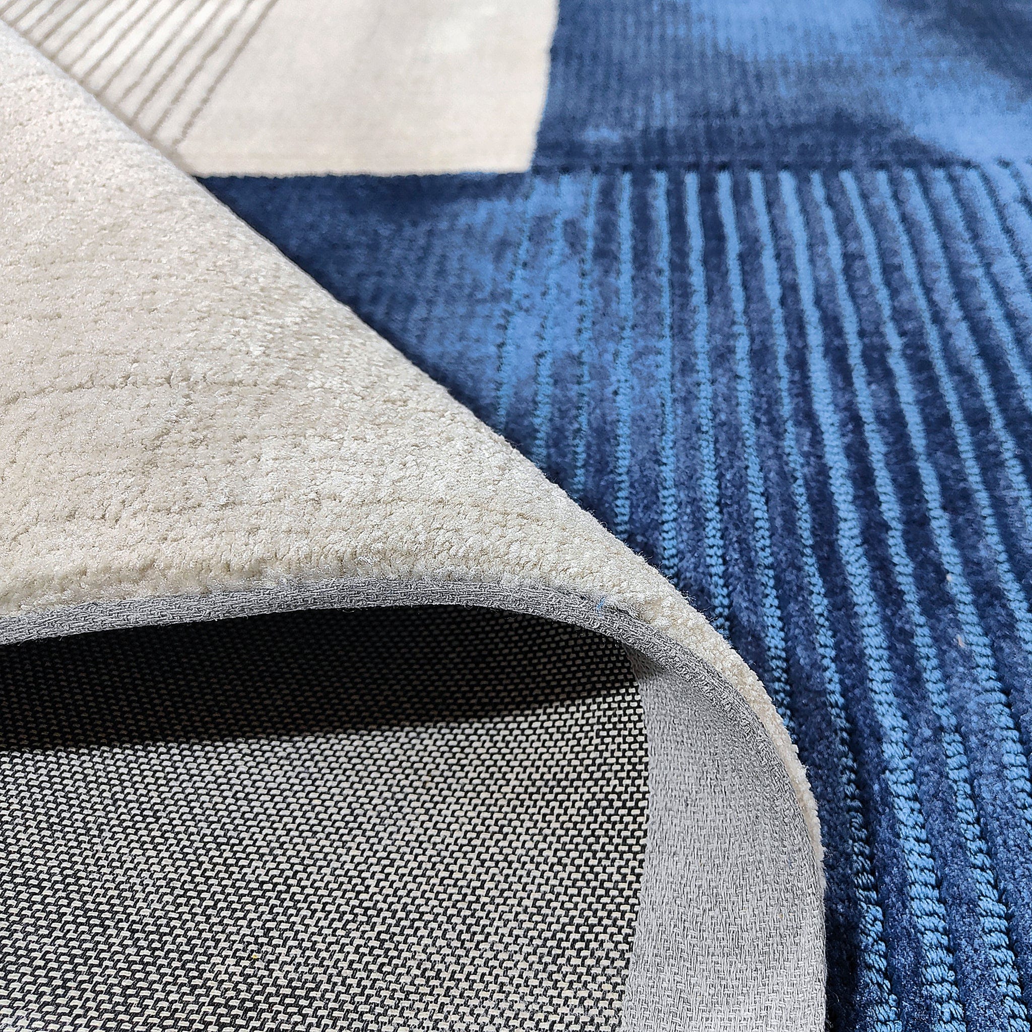 Rug - Image 3