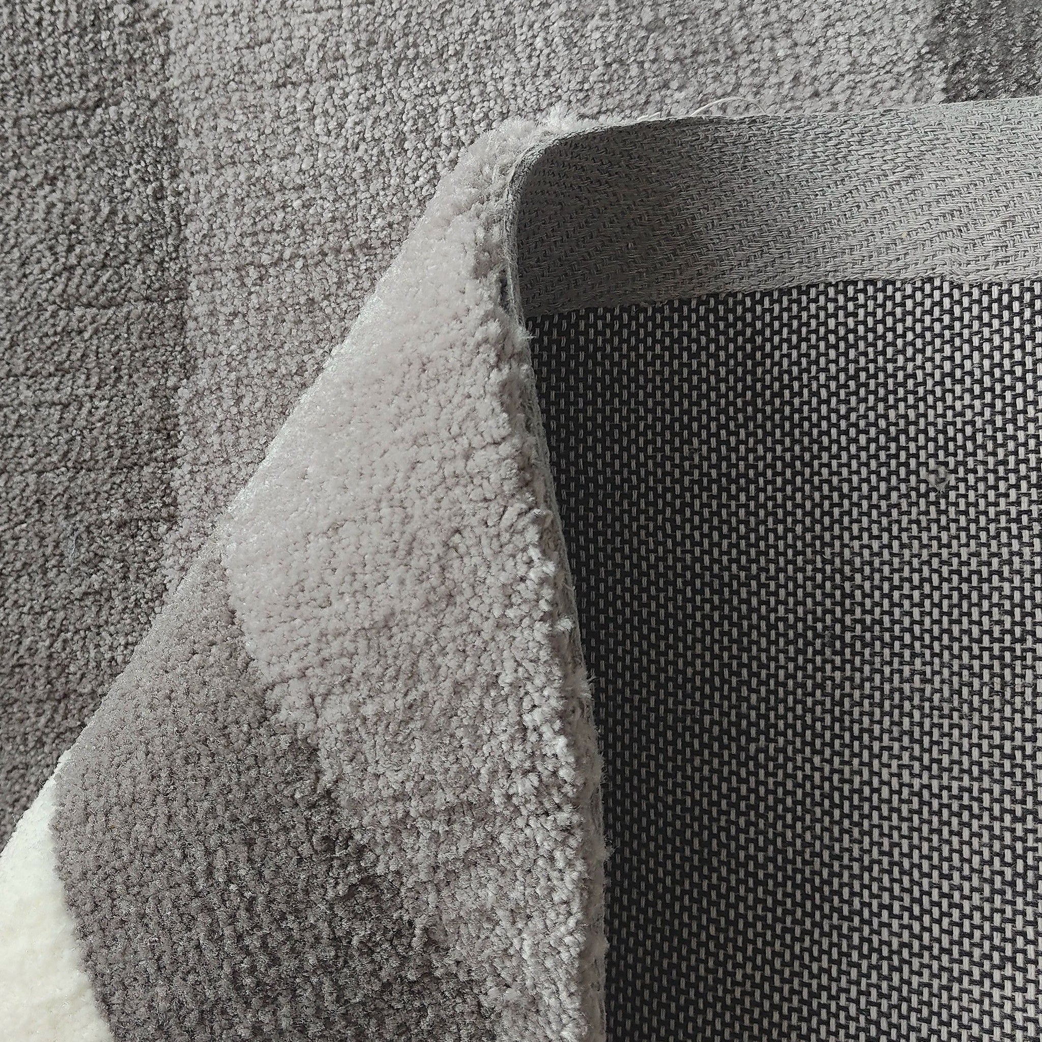 Rug - Image 3