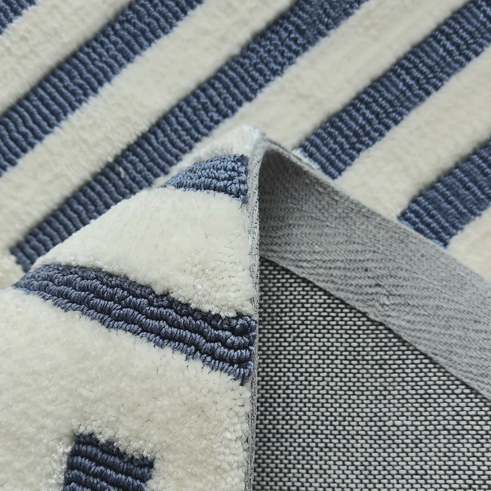 Rug - Image 3