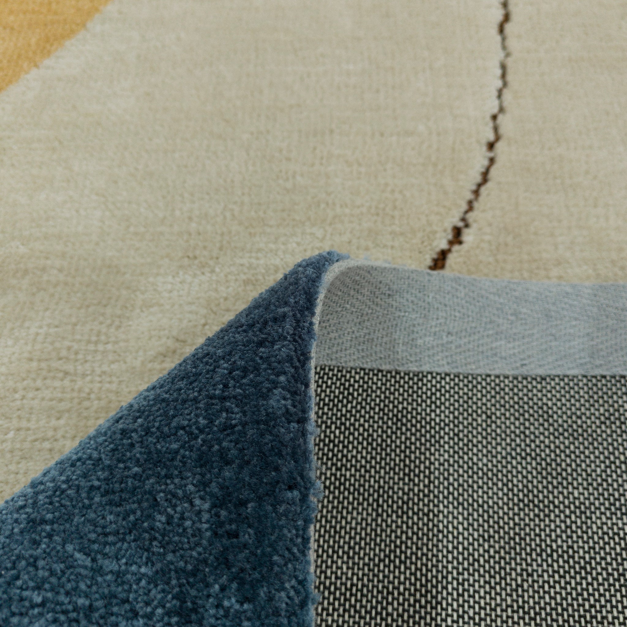 Rug - Image 3