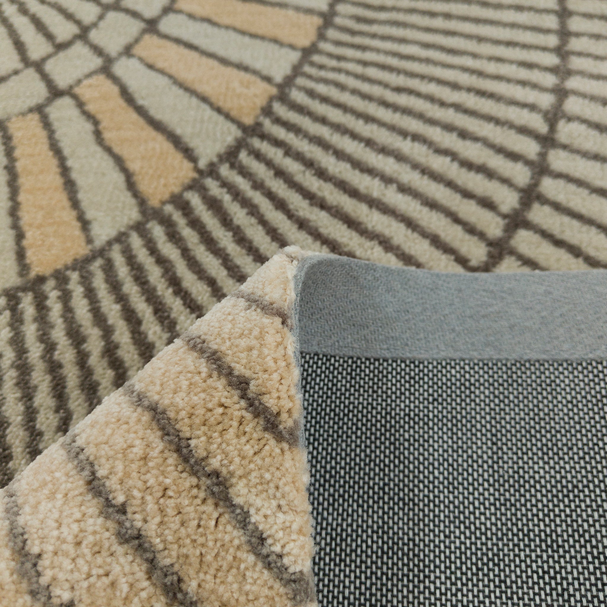 Rug - Image 3