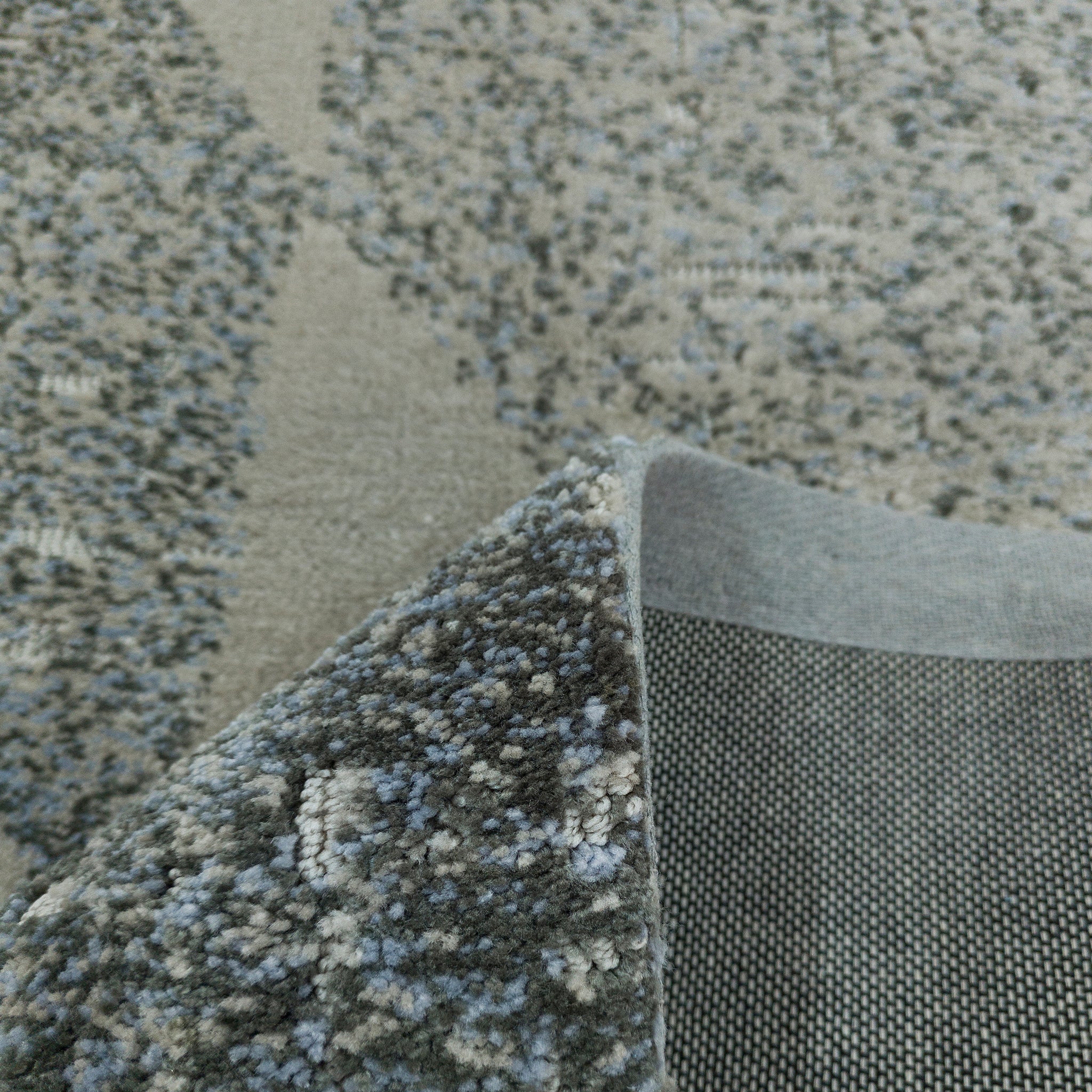 Rug - Image 3