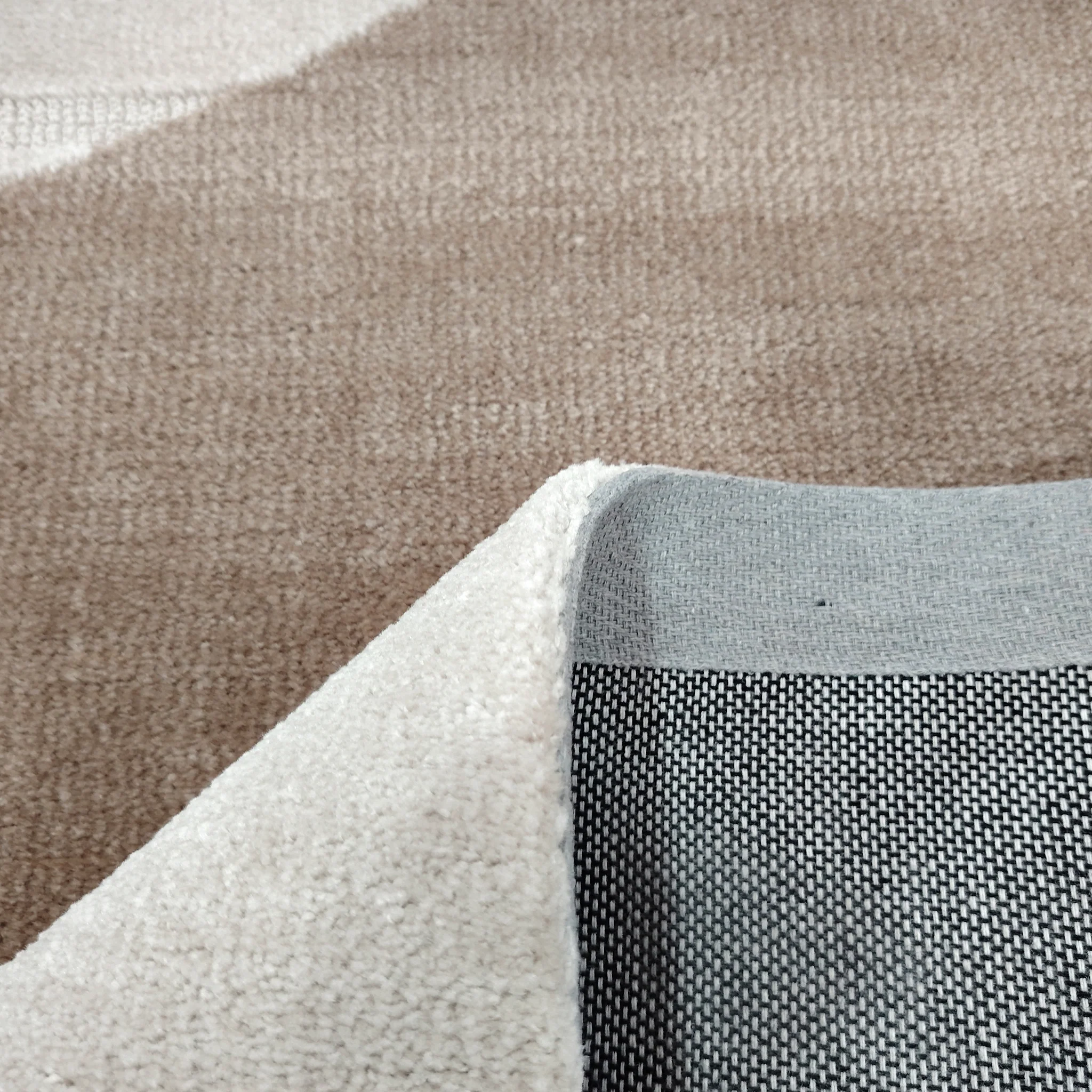 Rug - Image 4