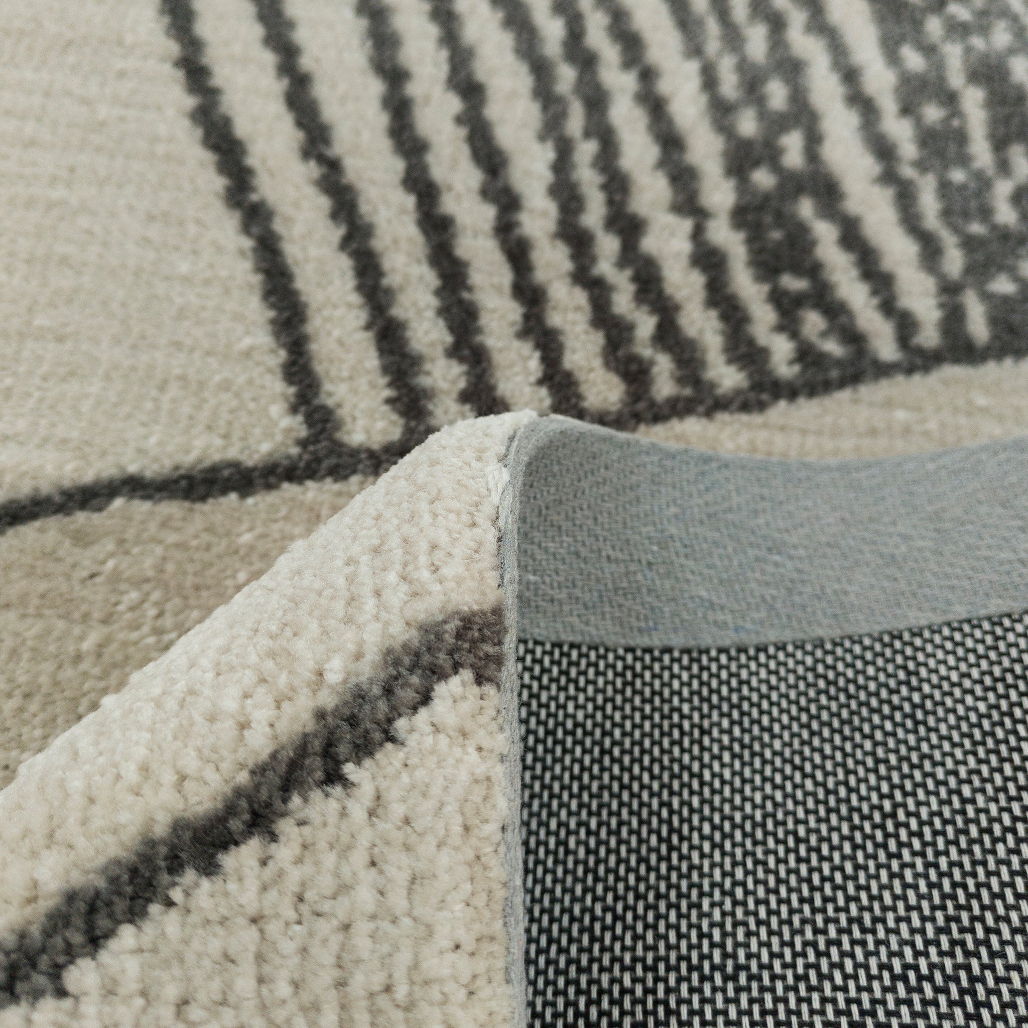 Rug - Image 3