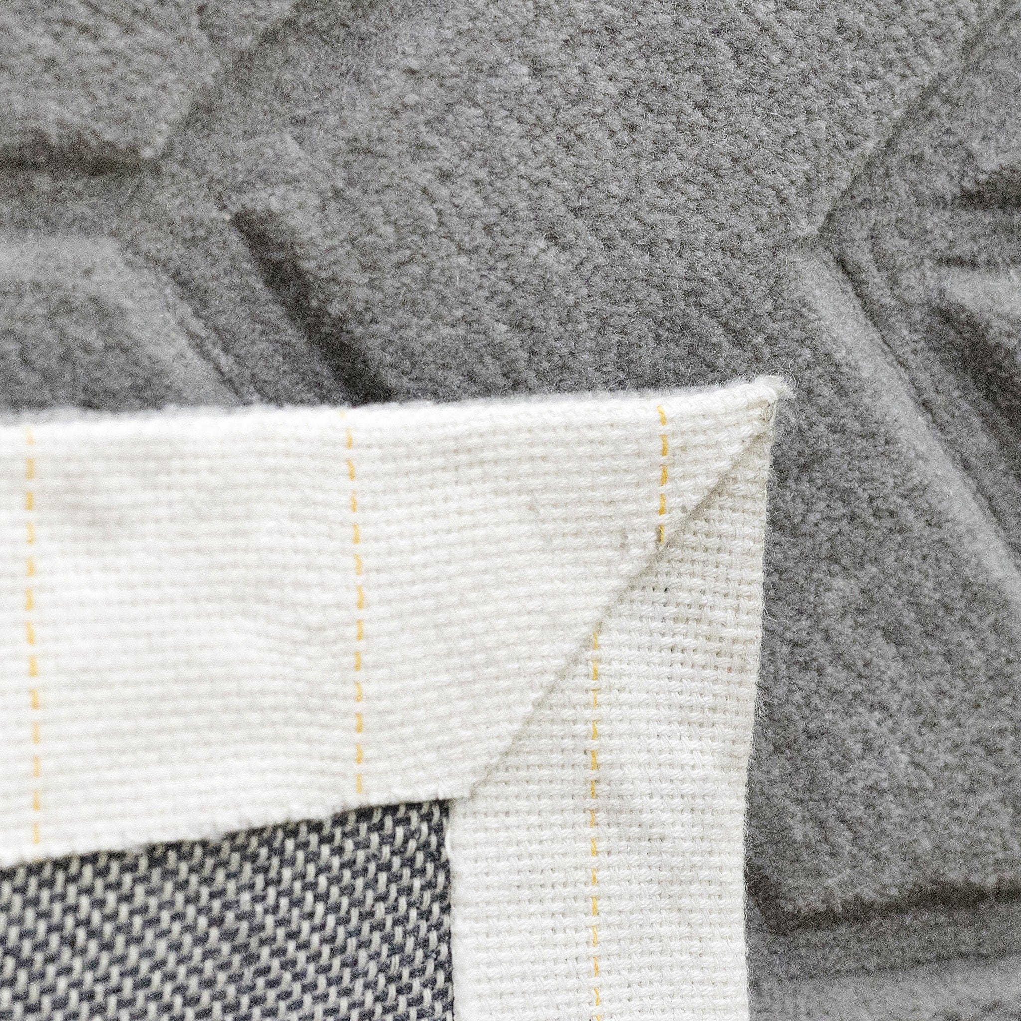 Rug Premium Handmade Wool - Image 4