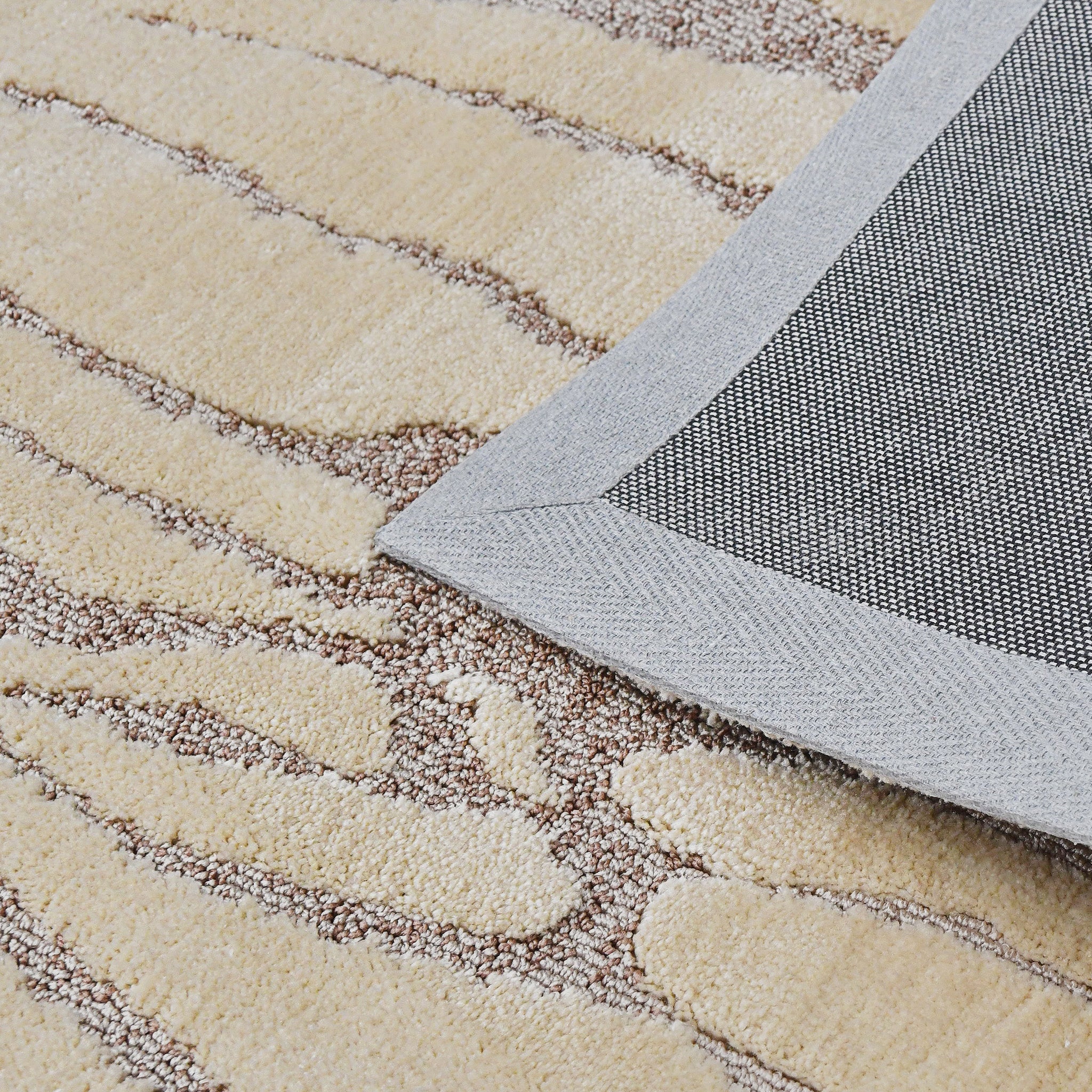 Rug - Image 3