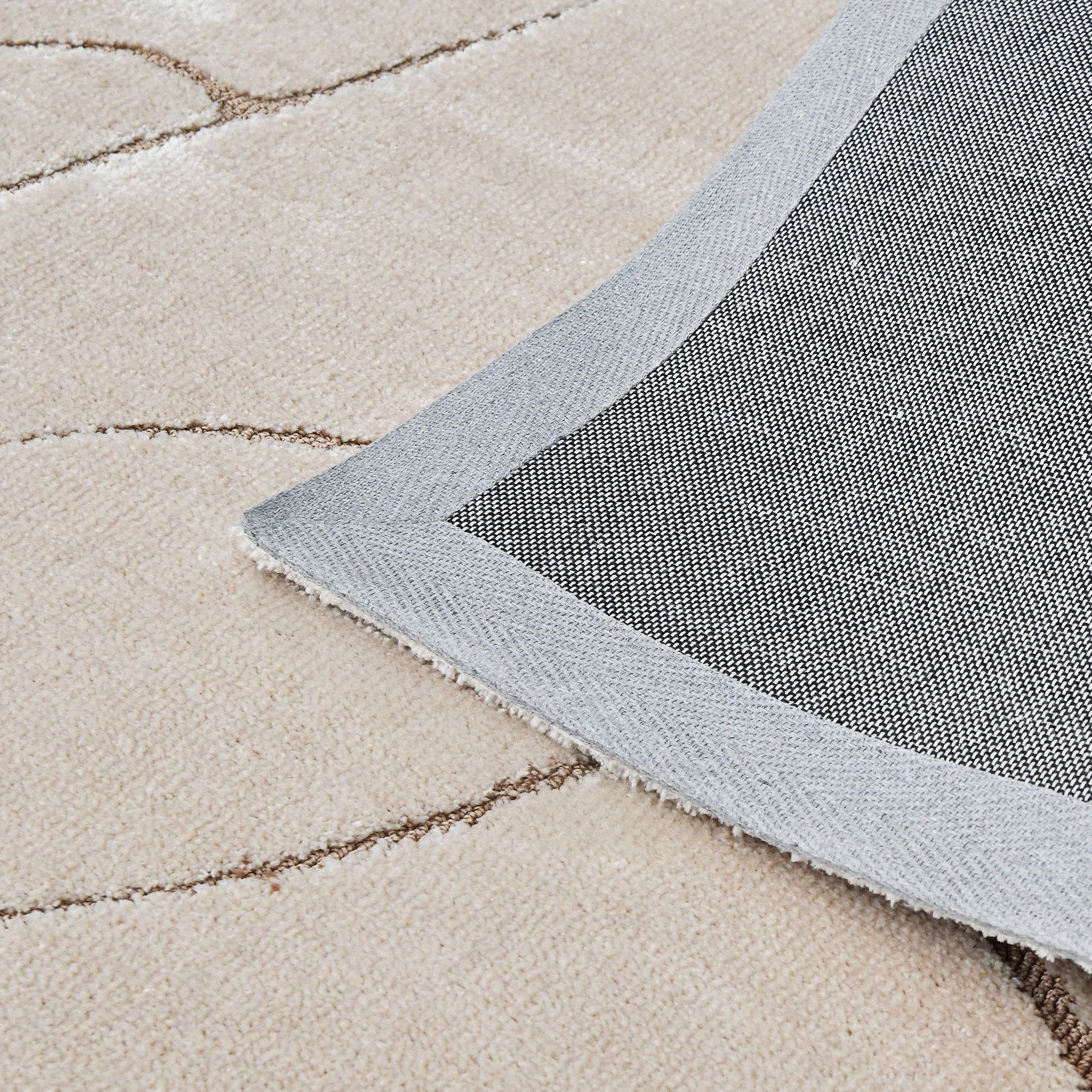 Rug - Image 3