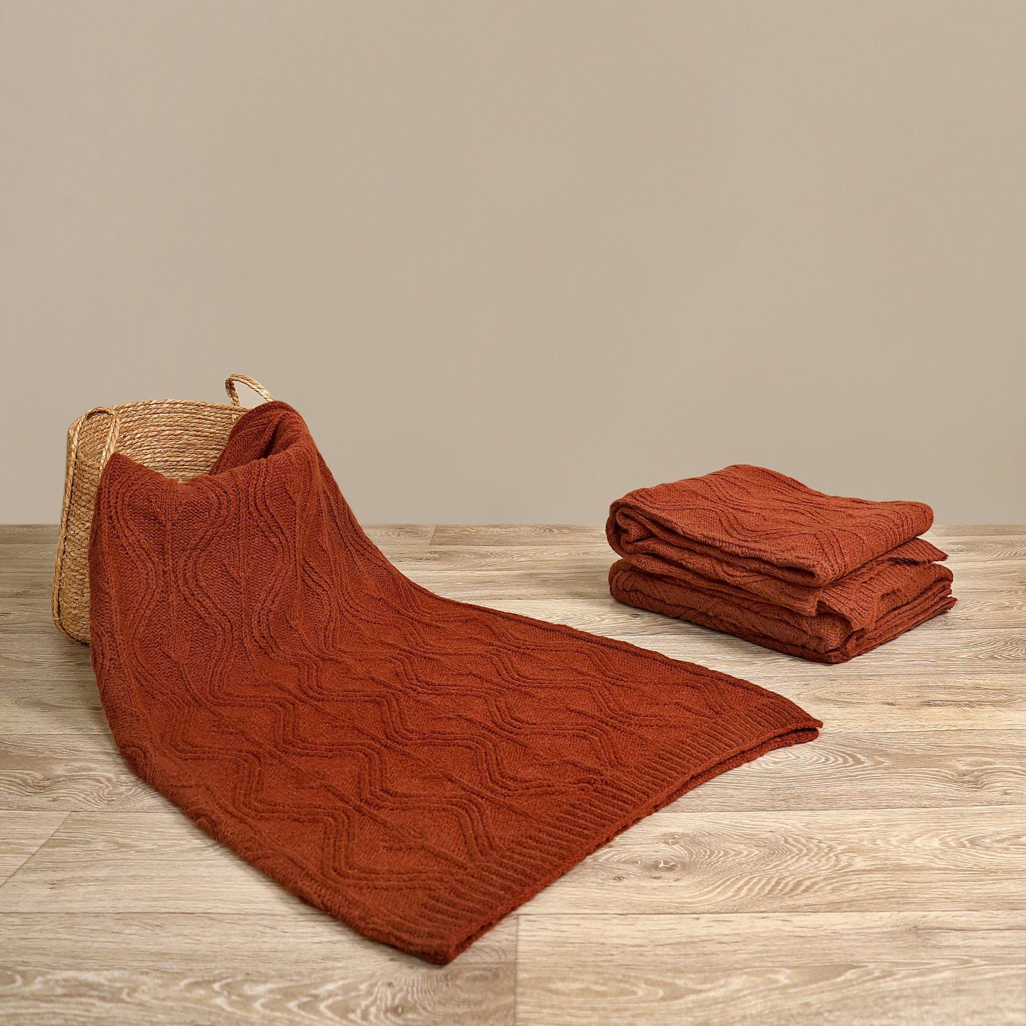 Throw - Image 3