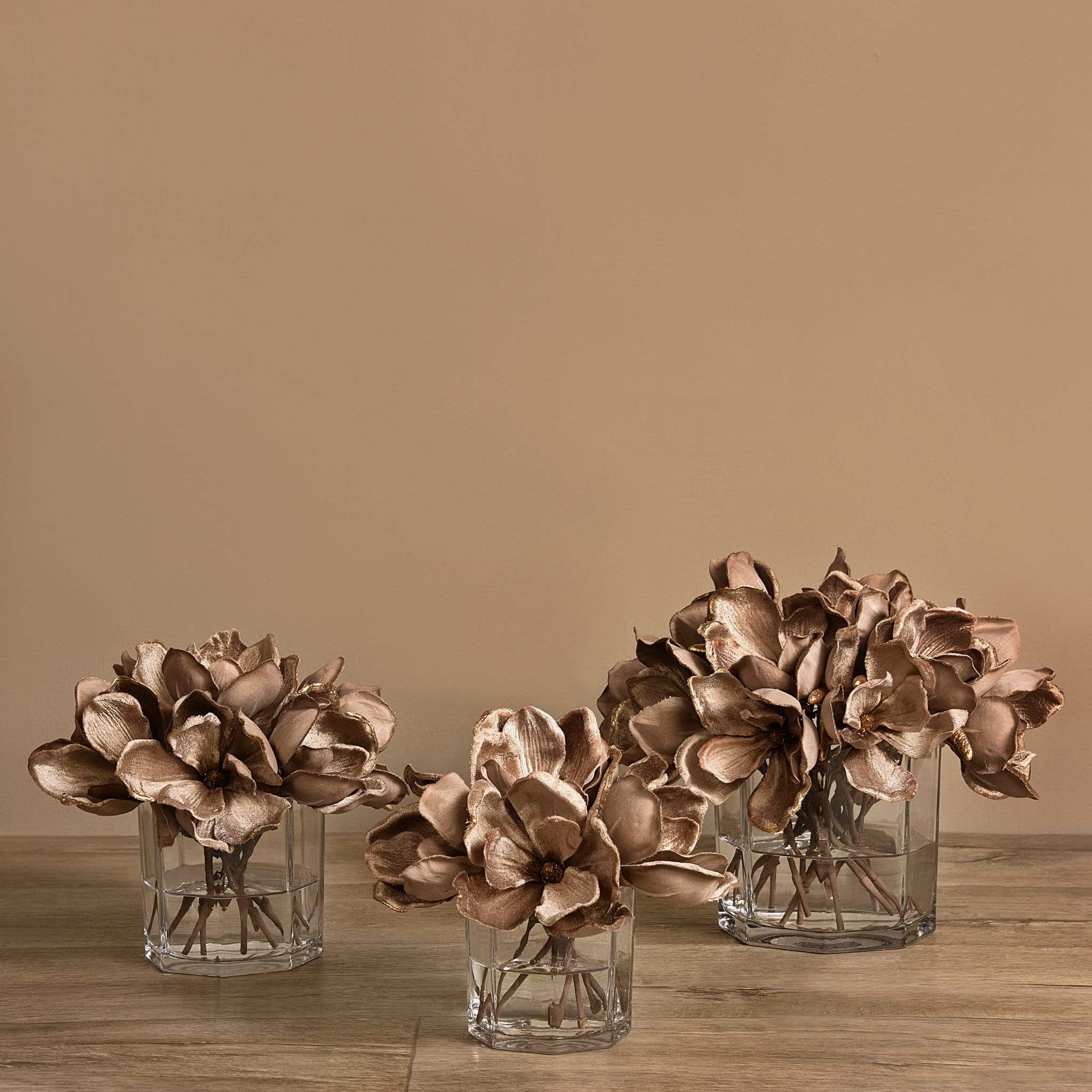 Velvet Magnolia in Glass Vase - Image 5