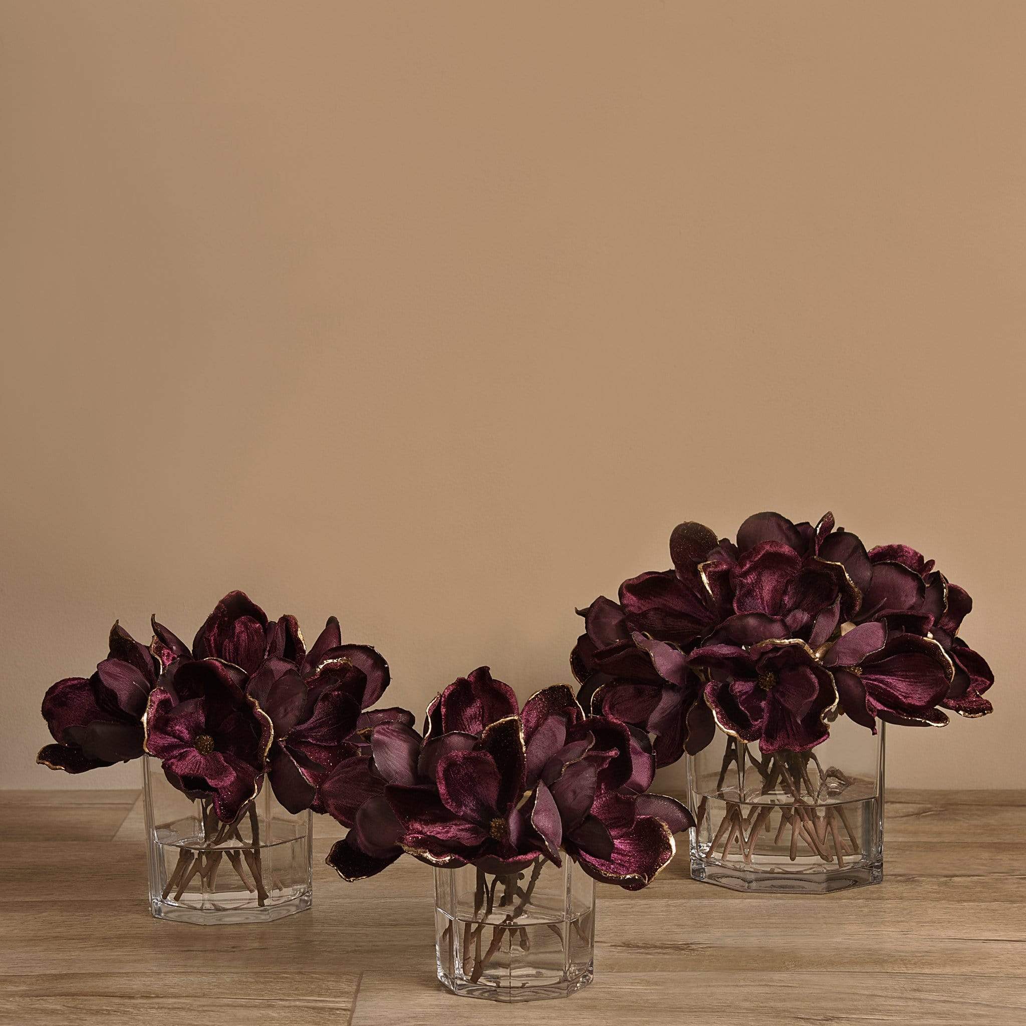 Velvet Magnolia in Glass Vase - Image 9
