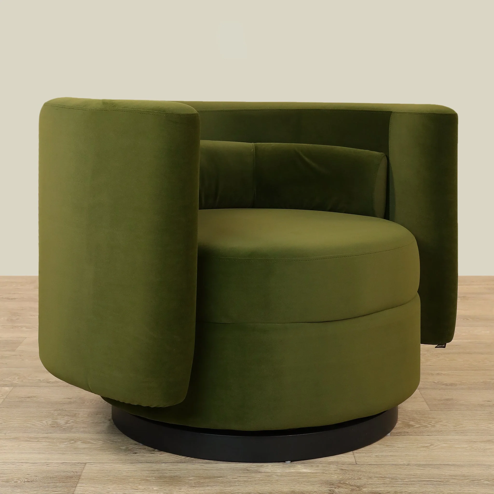 Xander Sofa - Image 12
