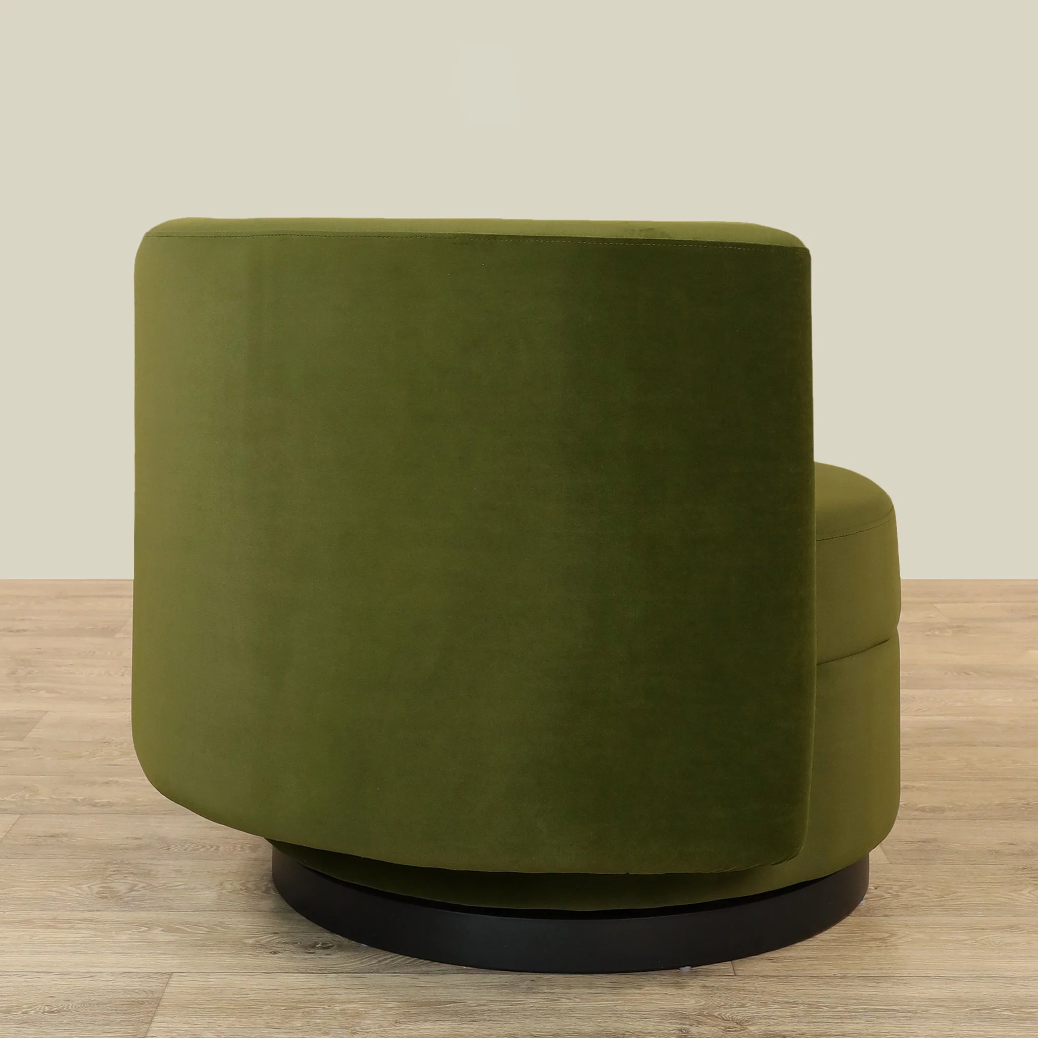 Xander Sofa - Image 42