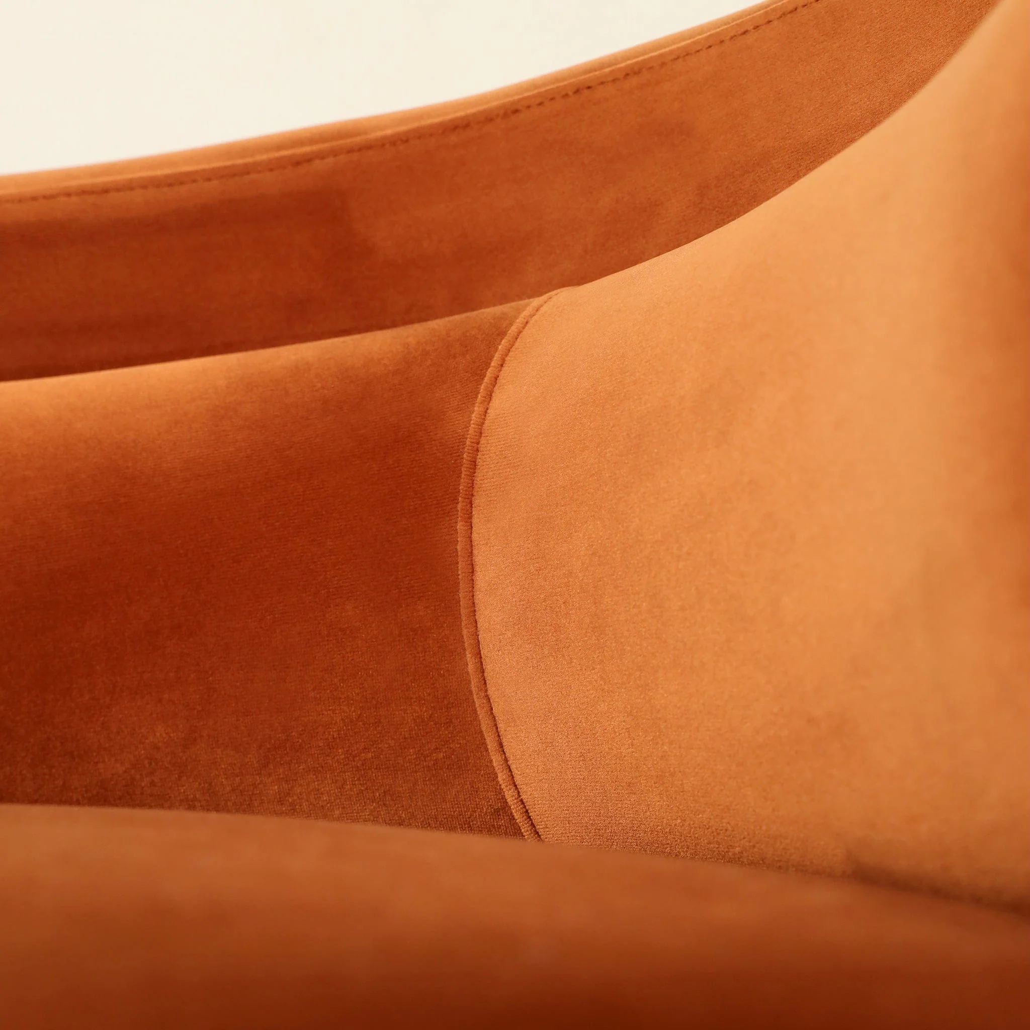 Xander Sofa - Image 48