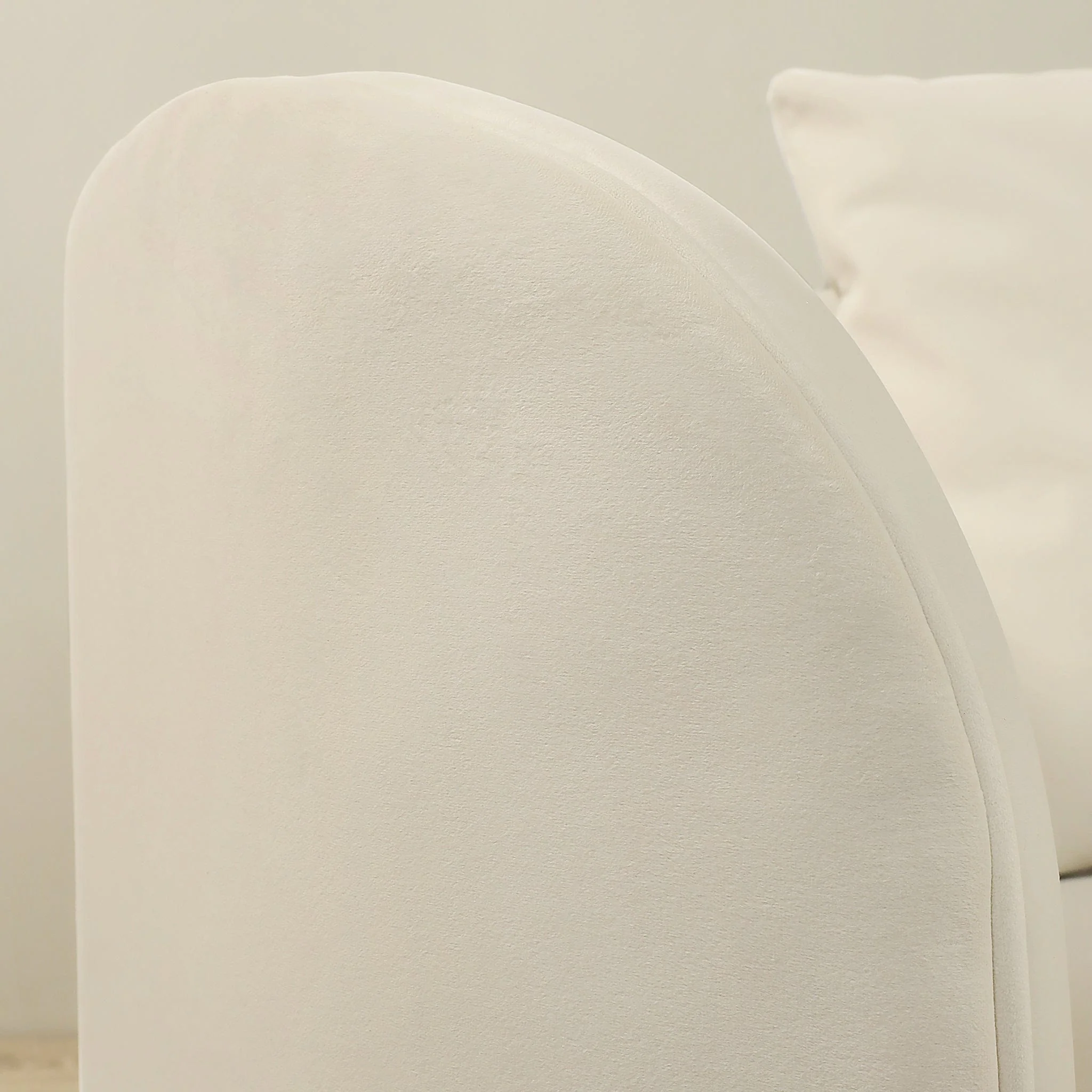 Zane - Velvet Sofa - Image 6